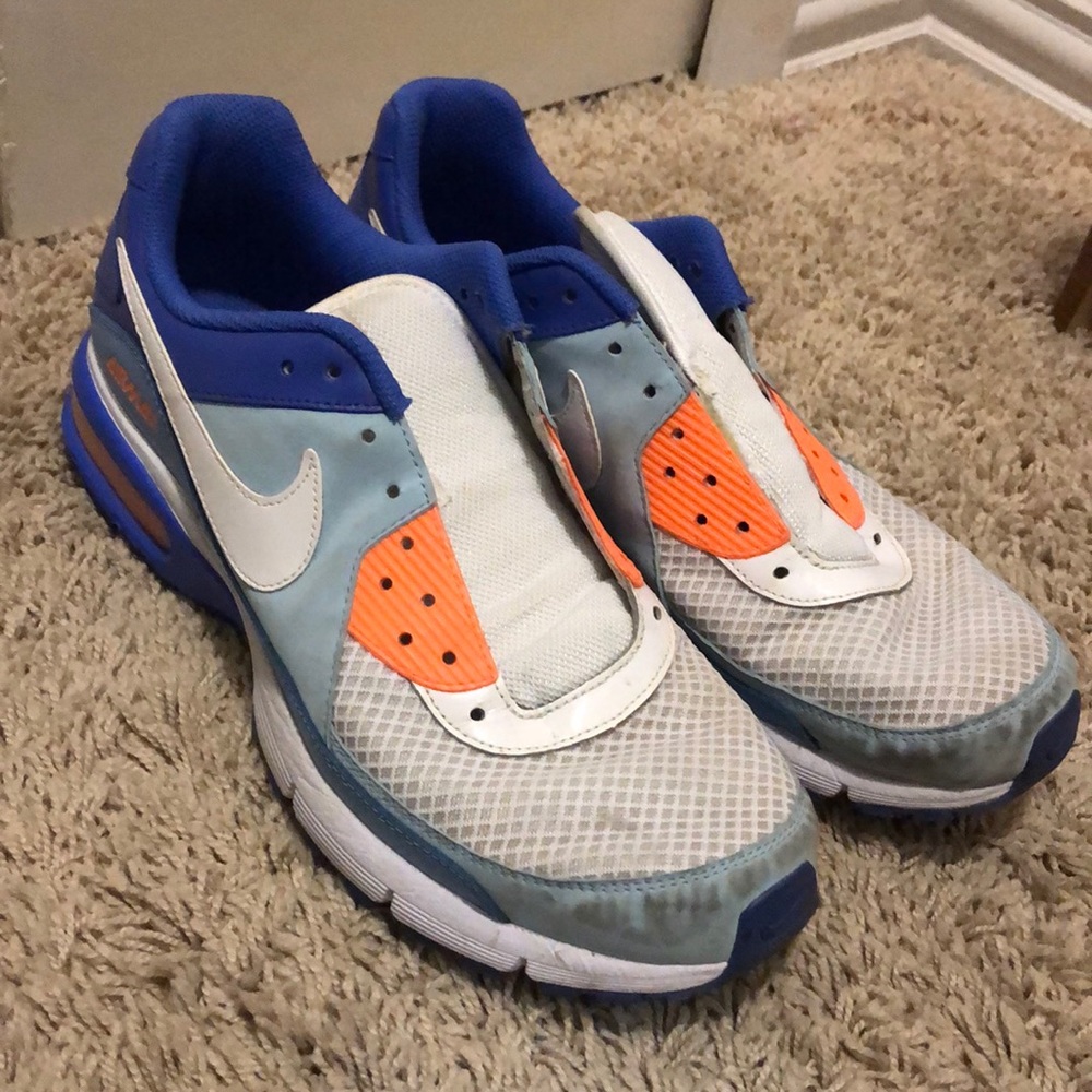 Women’s size 11 Nikes